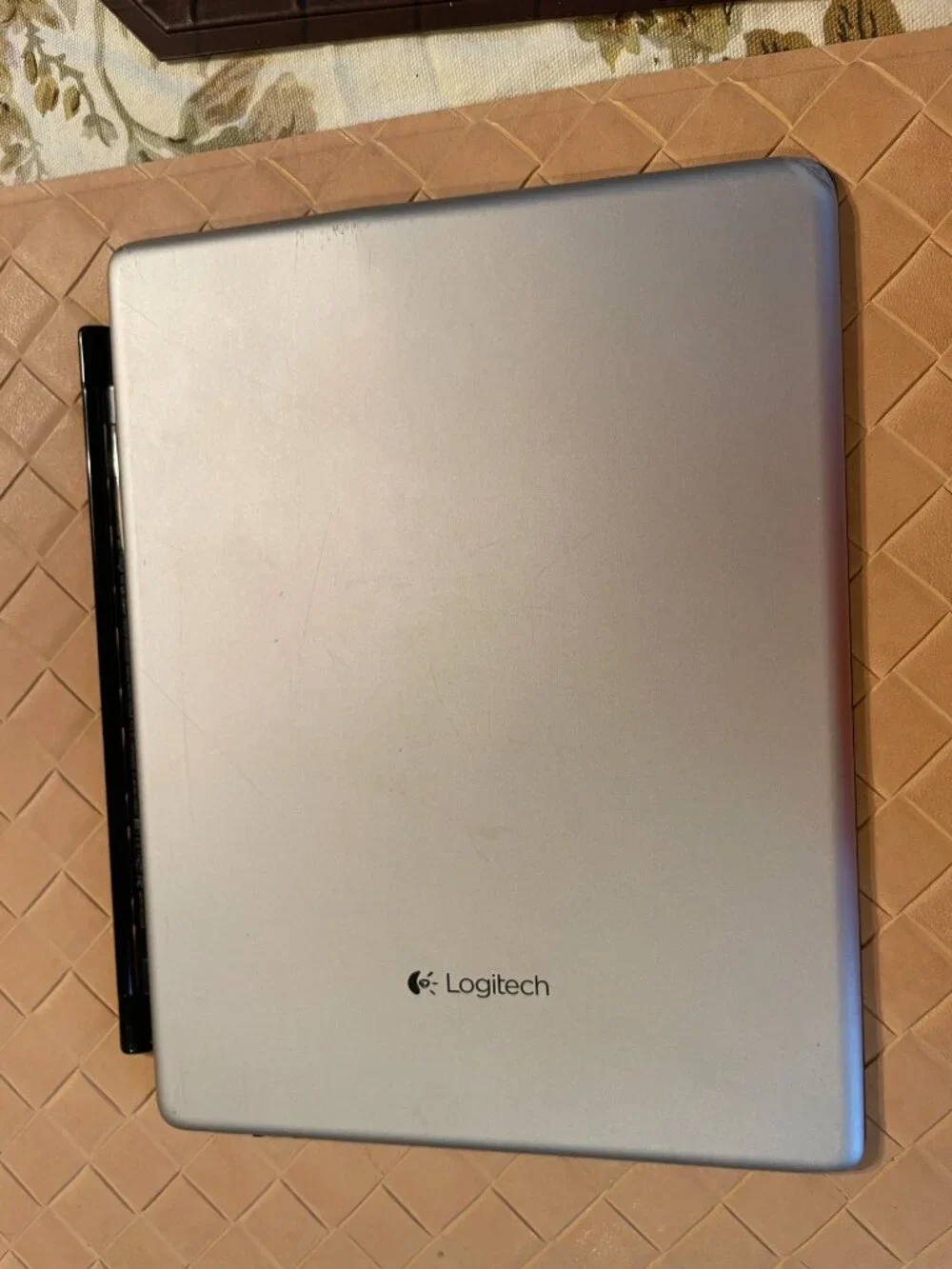 Logitech Ultrathin Mini Keyboard Bluetooth